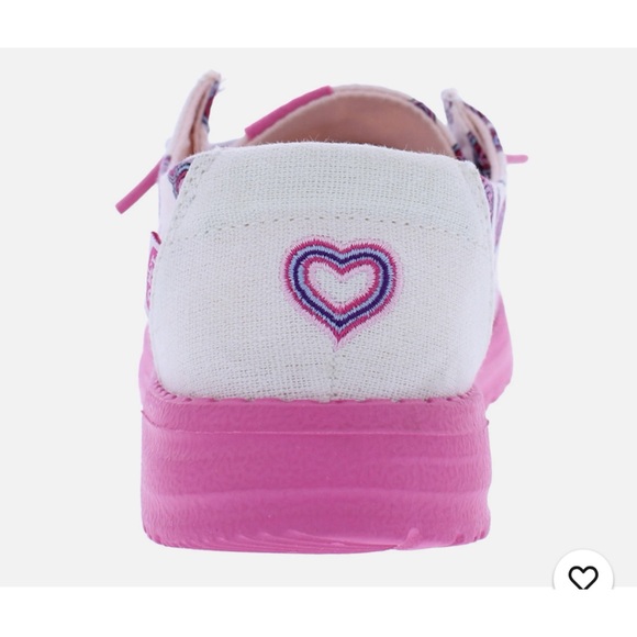 Hey Dude Wendy Hearts PS Girls Pink Women's Heart Patterned Shoes Size Y5 / L6 - Picture 2 of 10